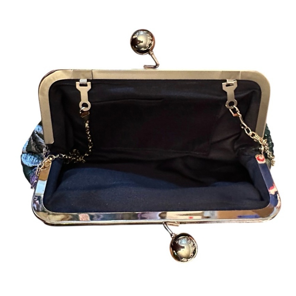 New Elegant Floral Embroidered Clutch or Shoulder Bag Glamorous Sequined - Picture 6 of 7